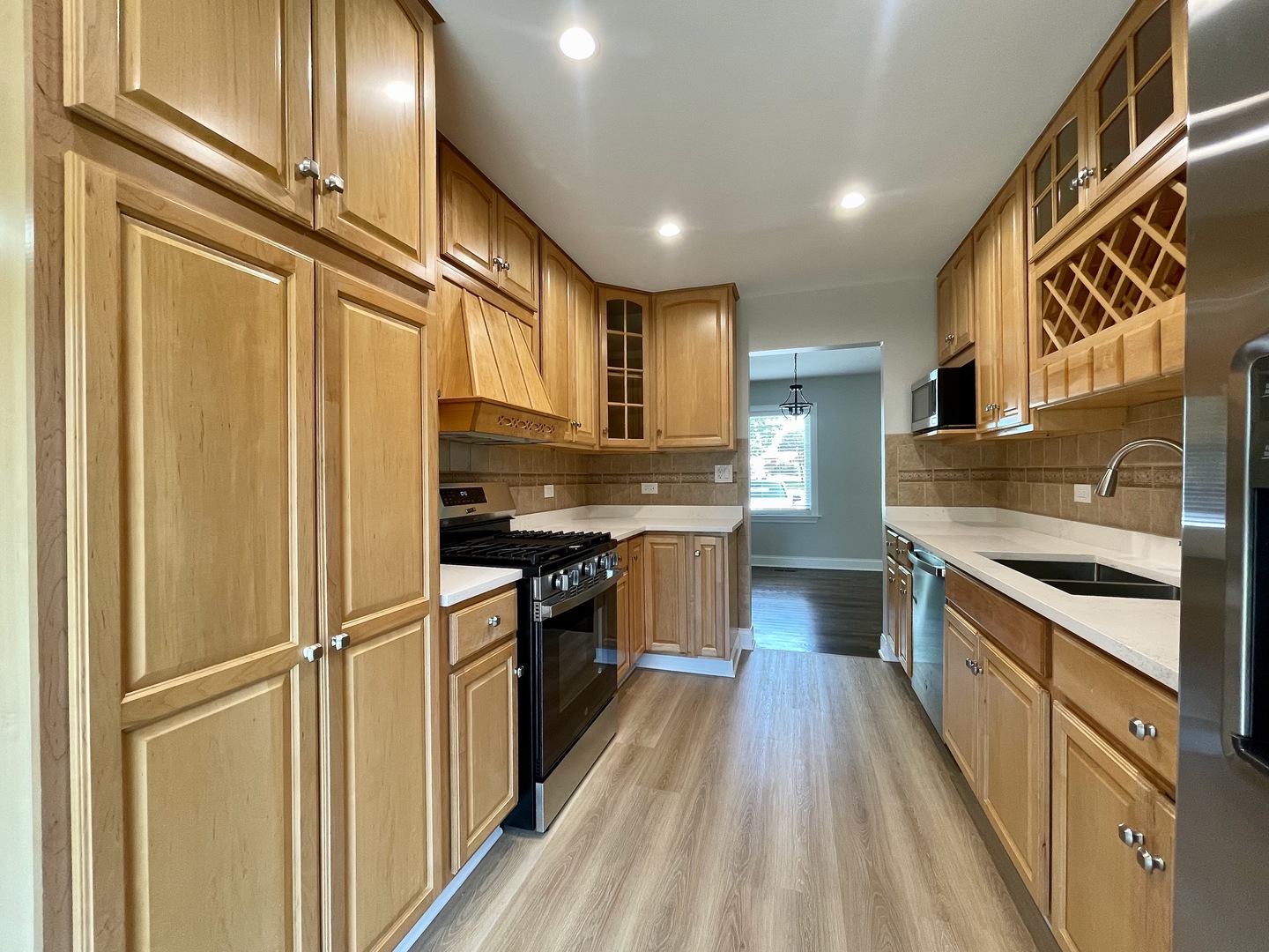 185 Carthage Lane, Hoffman Estates, IL 60169