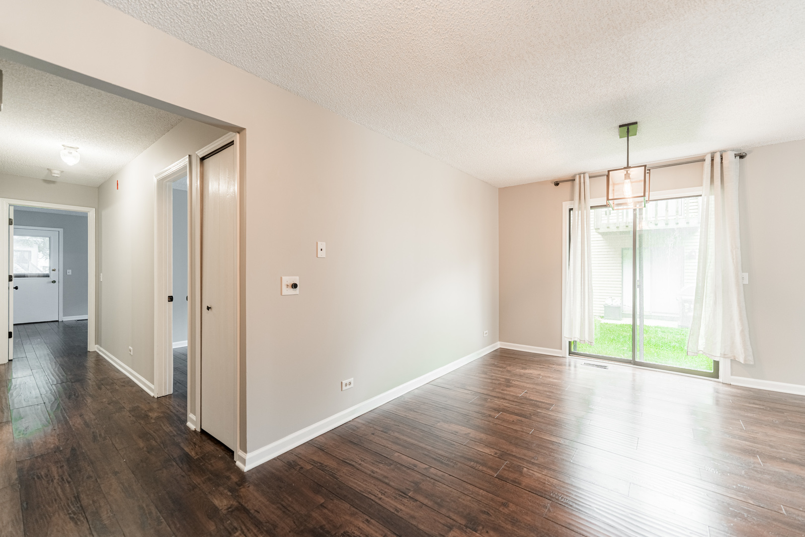 281 S Harrison Street #281, Geneva, IL 60134