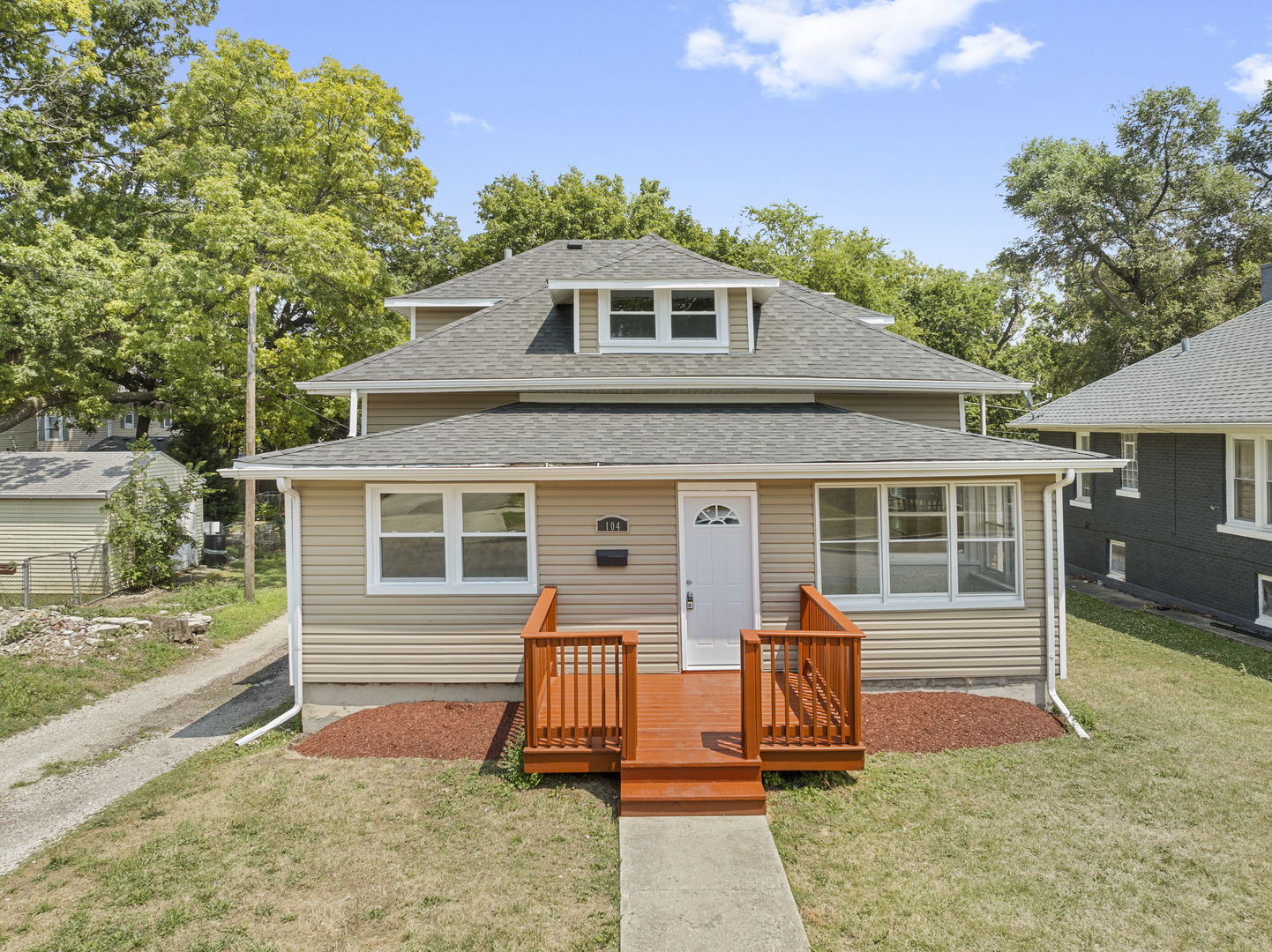 104 Seeser Street, Joliet, IL 60436
