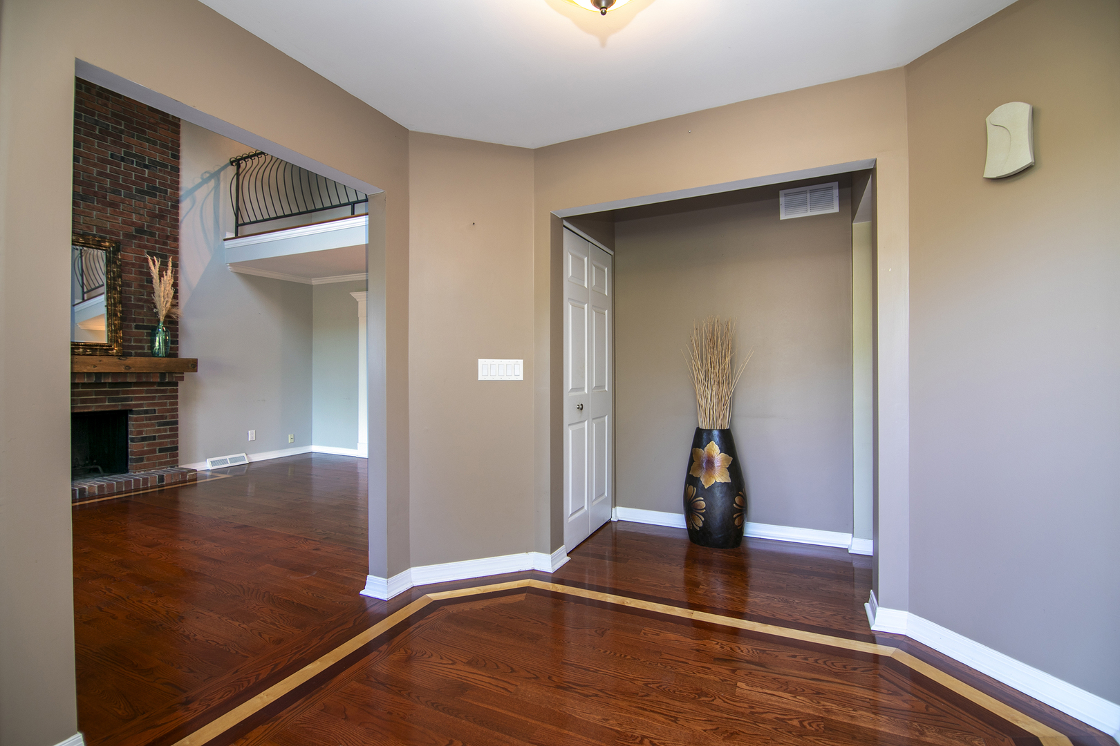 14456 S Oak Trail, Homer Glen, IL 60491