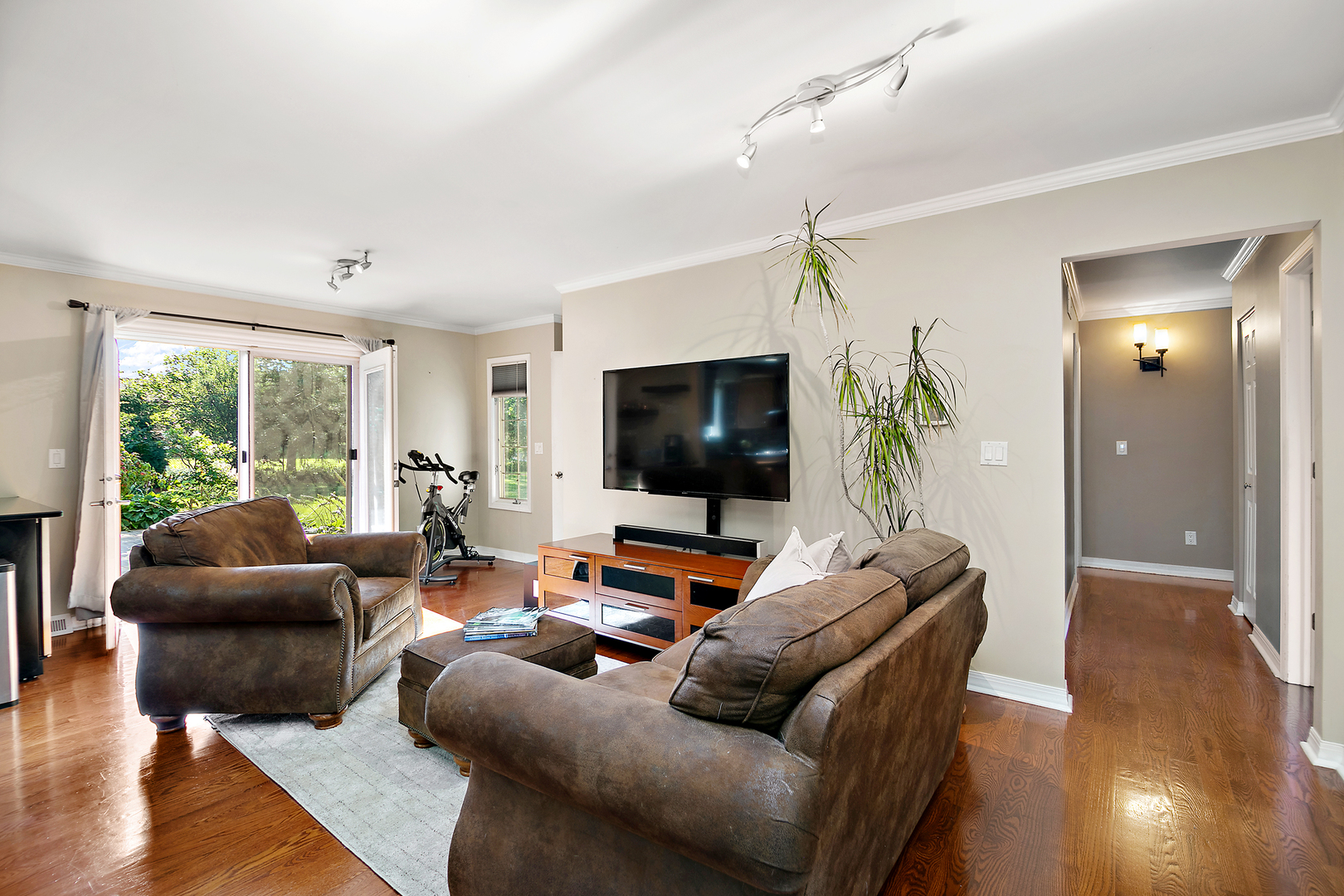 14456 S Oak Trail, Homer Glen, IL 60491
