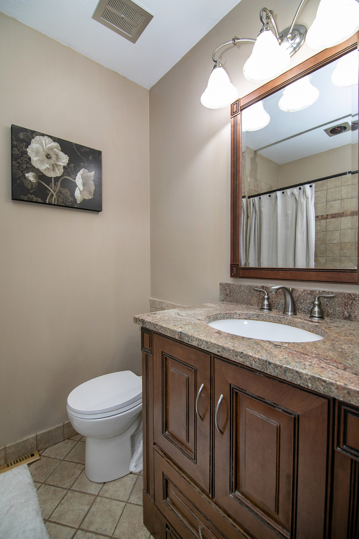 14456 S Oak Trail, Homer Glen, IL 60491