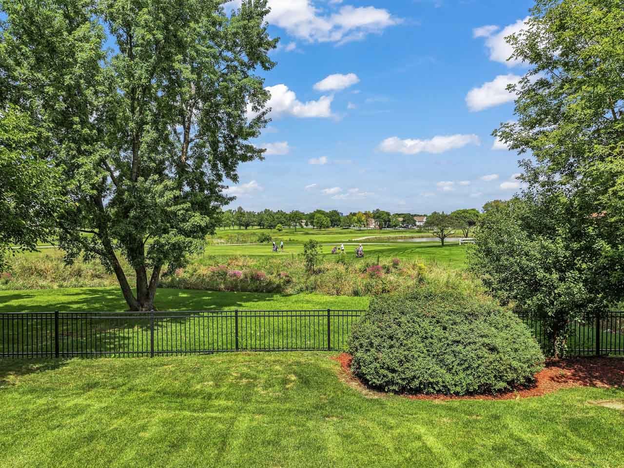 382 Newberry Drive, Elk Grove Village, IL 60007