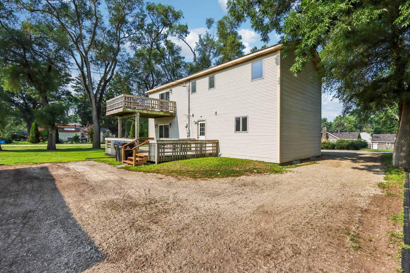4204 East Drive, Wonder Lake, IL 60097