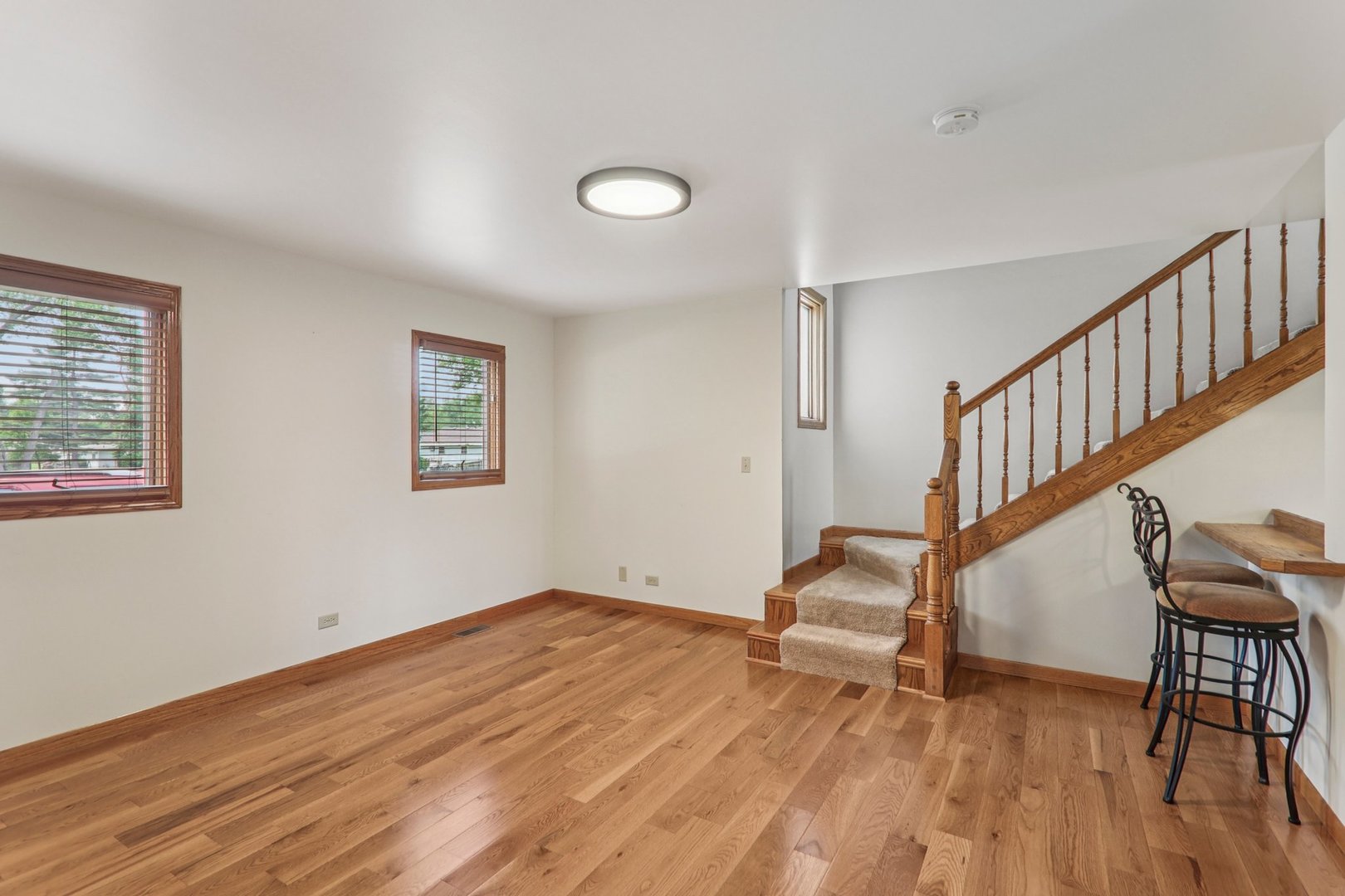 4204 East Drive, Wonder Lake, IL 60097