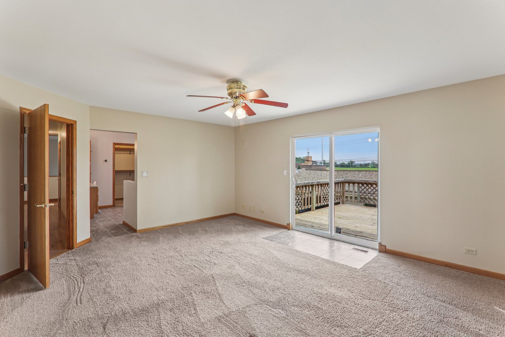 4204 East Drive, Wonder Lake, IL 60097