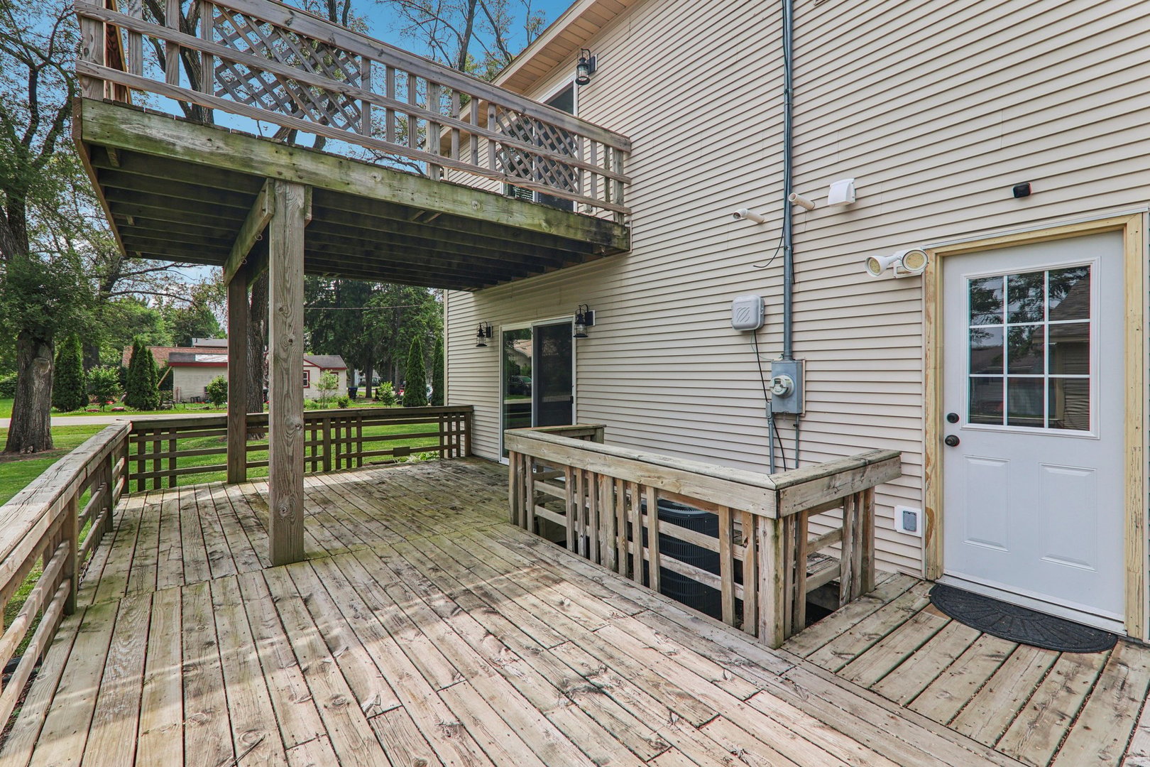 4204 East Drive, Wonder Lake, IL 60097