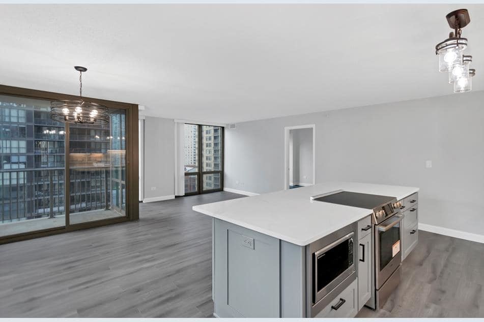 2 E Erie Street #1402, Chicago, IL 60611