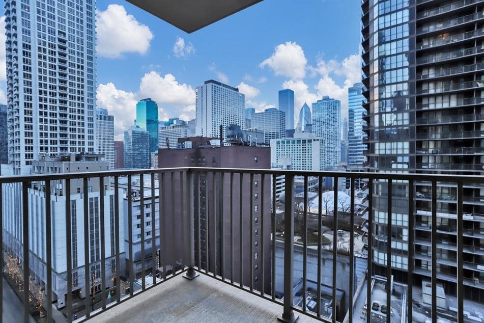 2 E Erie Street #1402, Chicago, IL 60611