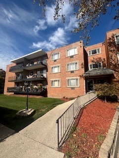 2215 W 111th Street #101, Chicago, IL 60643