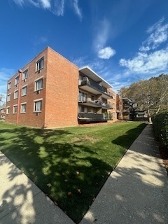 2215 W 111th Street #101, Chicago, IL 60643
