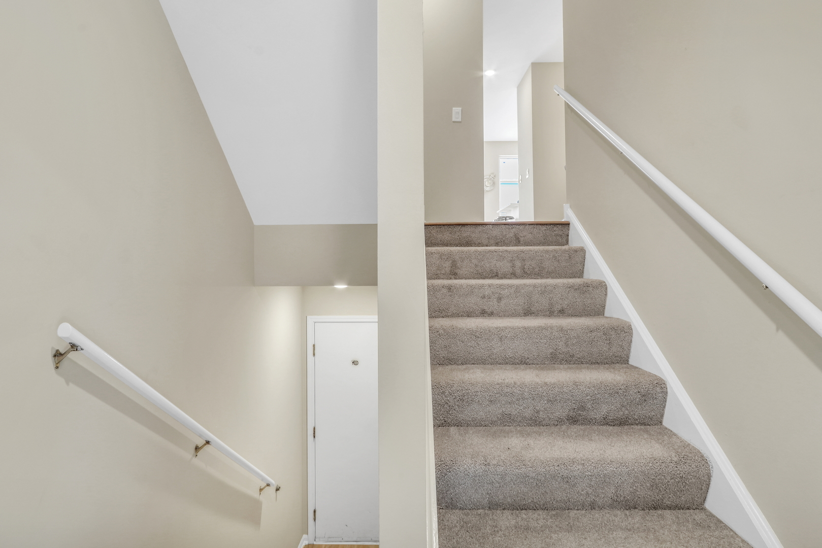 31659 N Tallgrass Court, McHenry, IL 60051