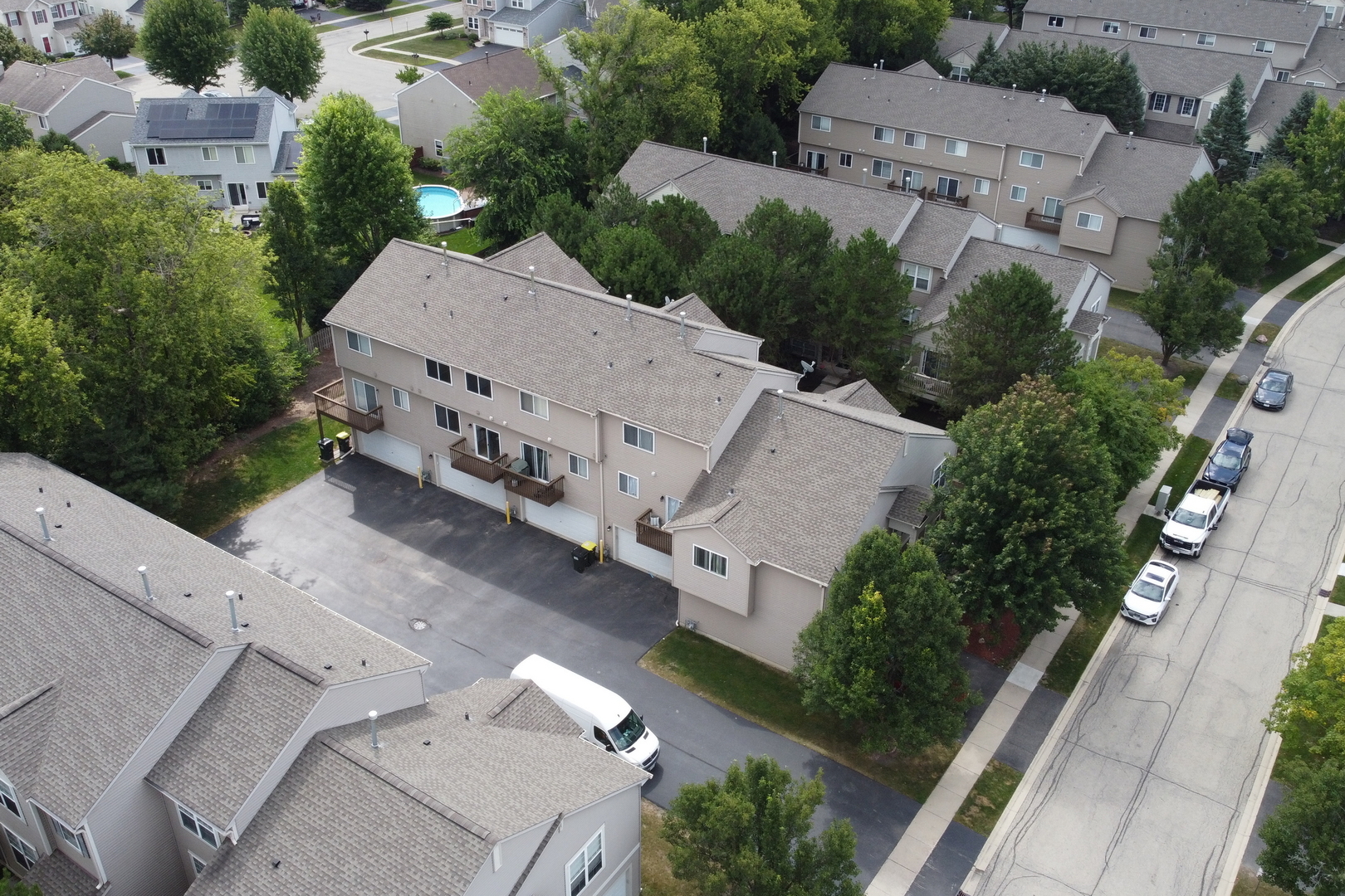 31659 N Tallgrass Court, McHenry, IL 60051