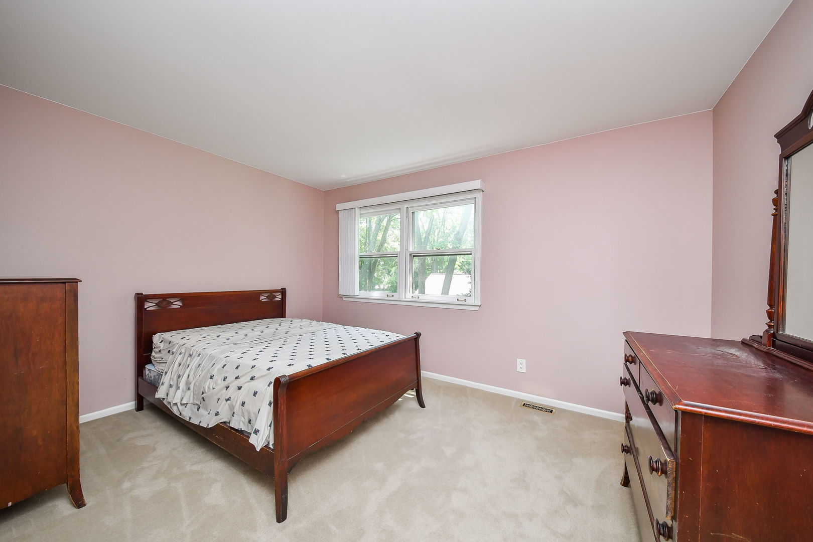5N634 Lostview Lane, St. Charles, IL 60175