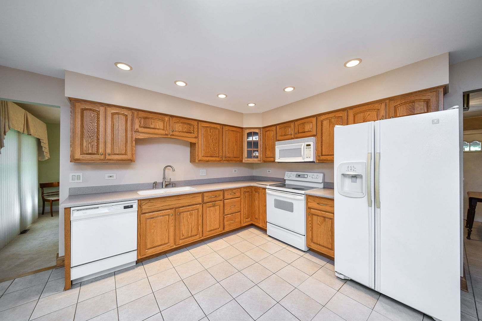 5N634 Lostview Lane, St. Charles, IL 60175