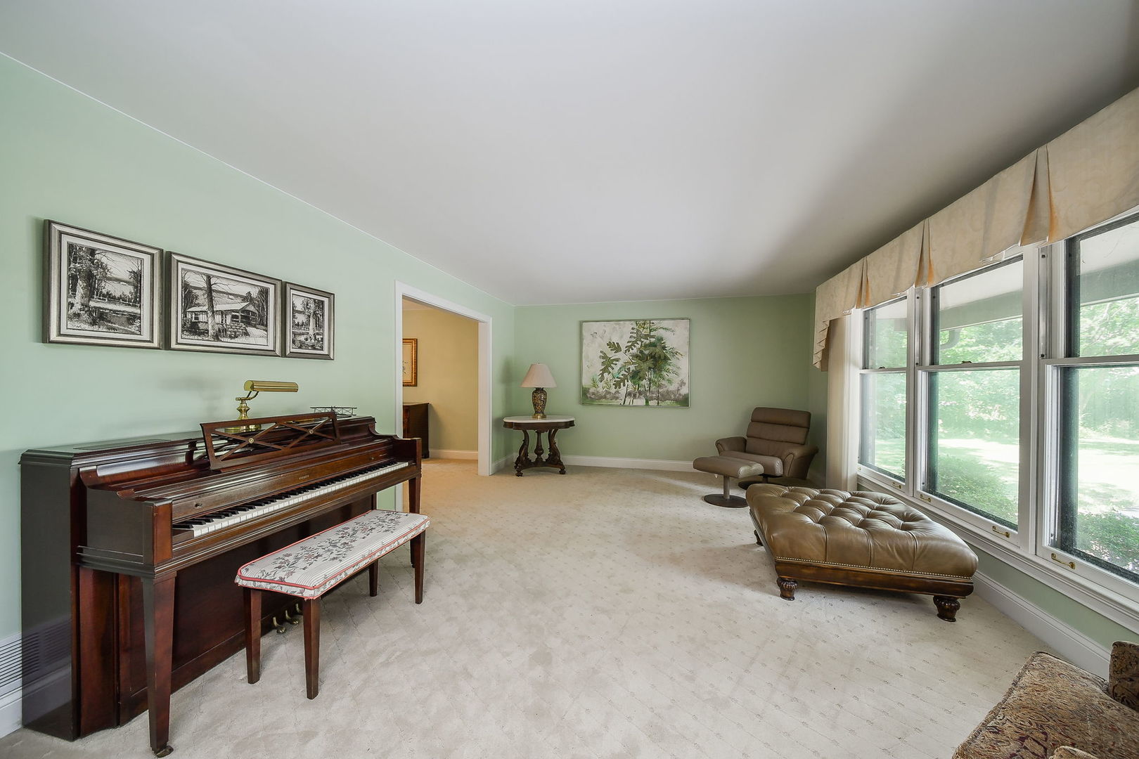 5N634 Lostview Lane, St. Charles, IL 60175