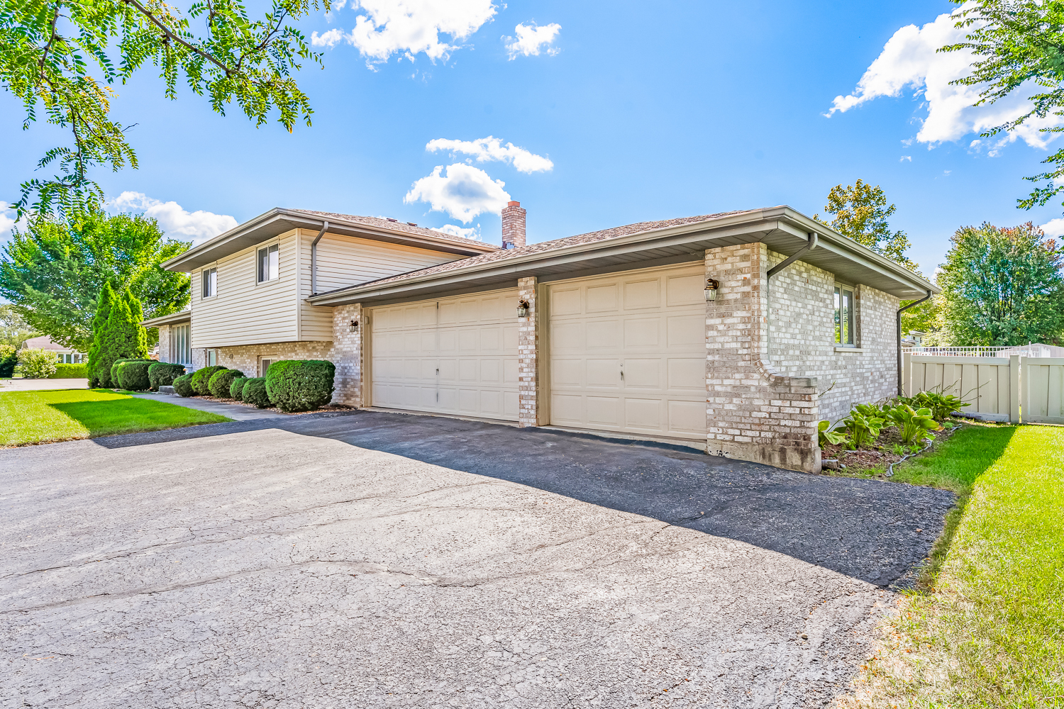 17900 65th Avenue, Tinley Park, IL 60477