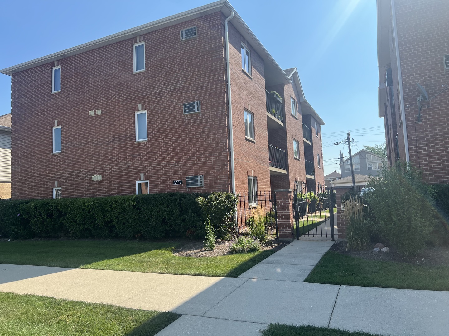 3009 N Oriole Avenue #103, Chicago, IL 60707