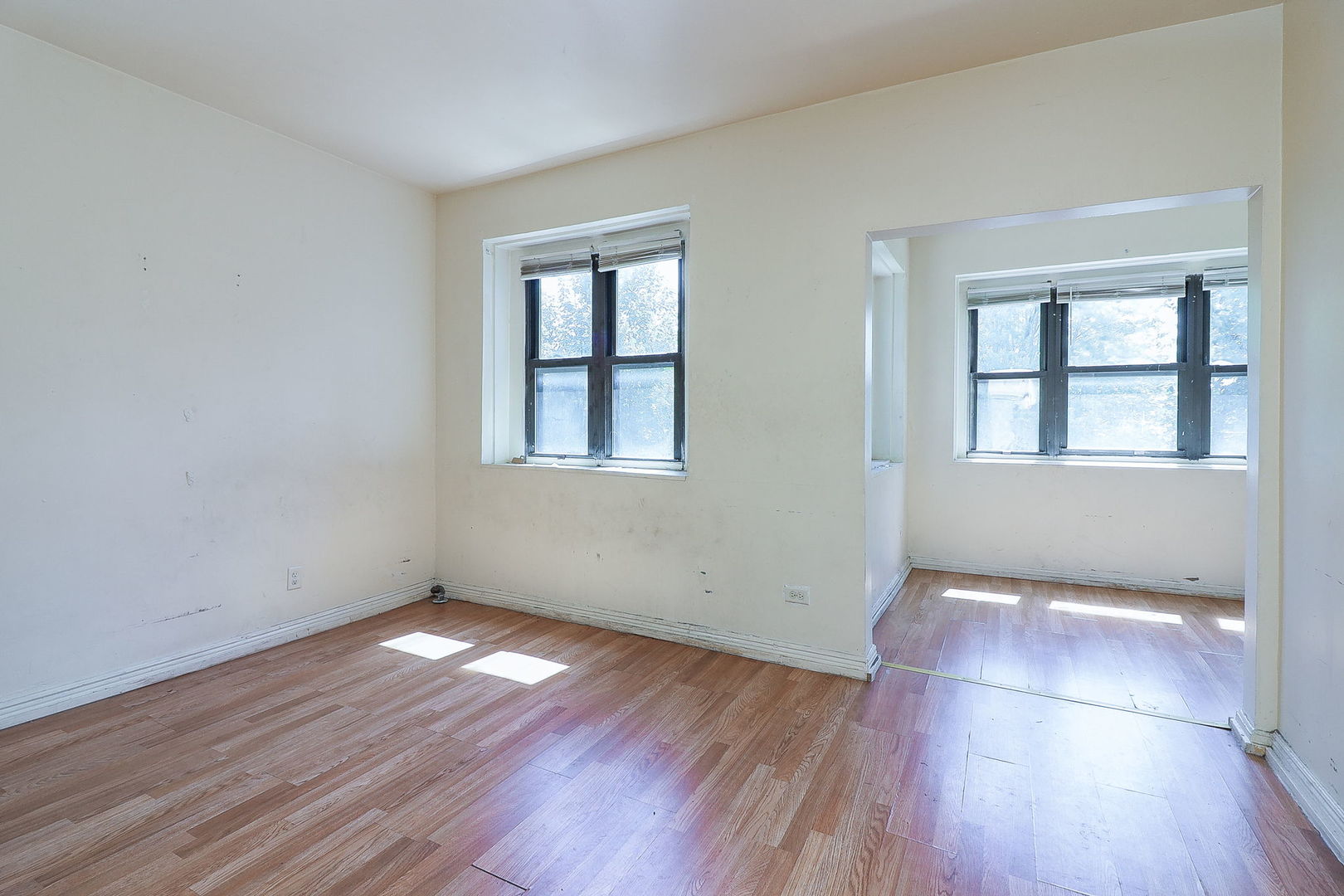 3100 W Douglas Boulevard, Chicago, IL 60623
