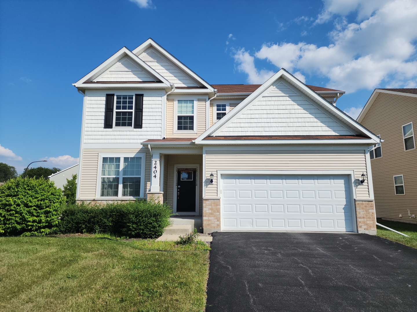 2404 Coastal Sage Court, Naperville, IL 60563