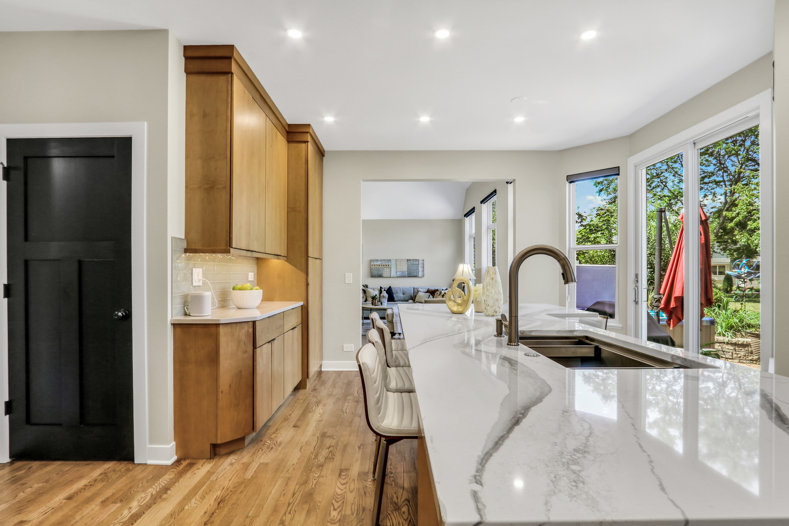 420 Capital Lane, Gurnee, IL 60031