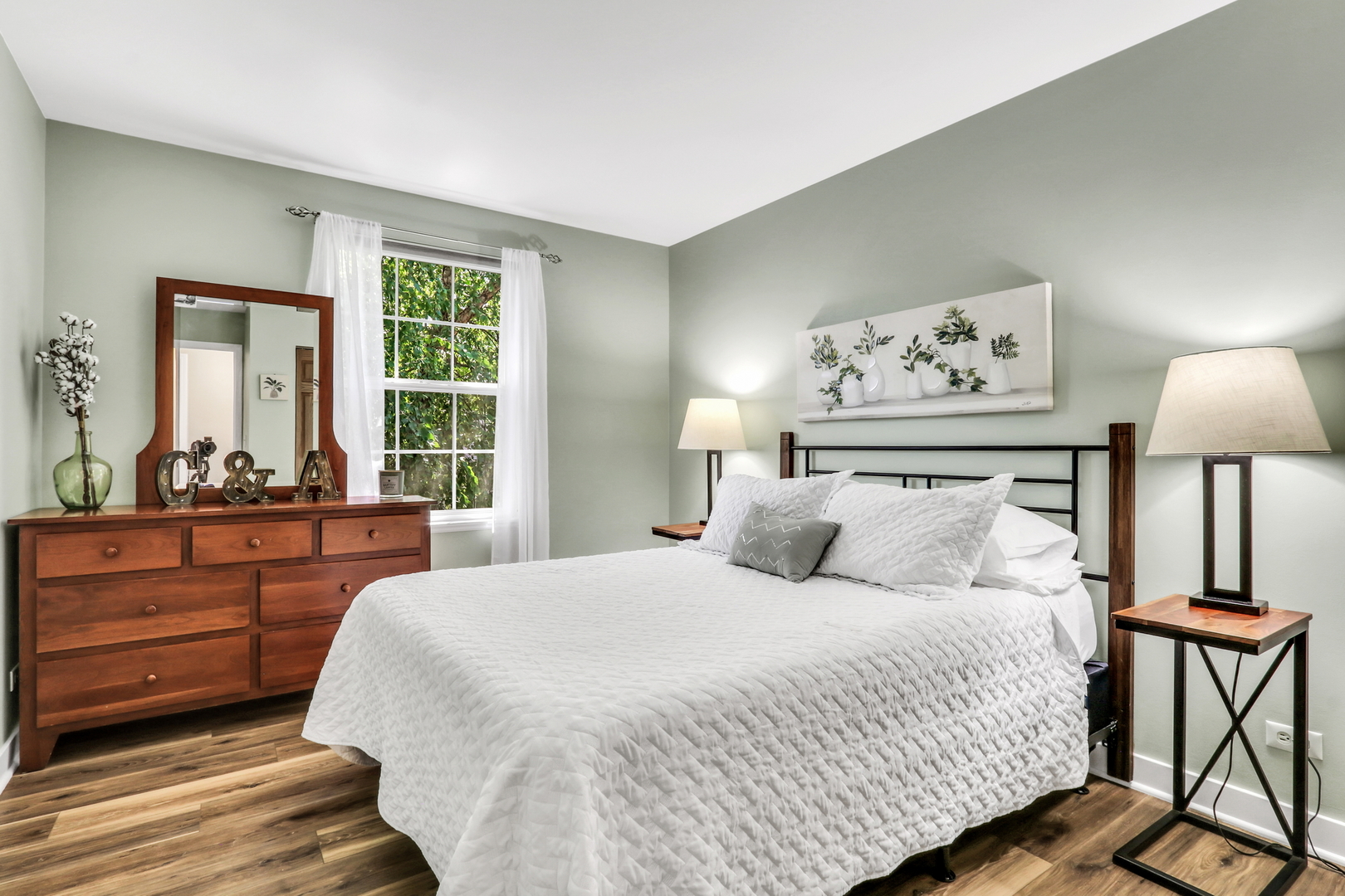 420 Capital Lane, Gurnee, IL 60031