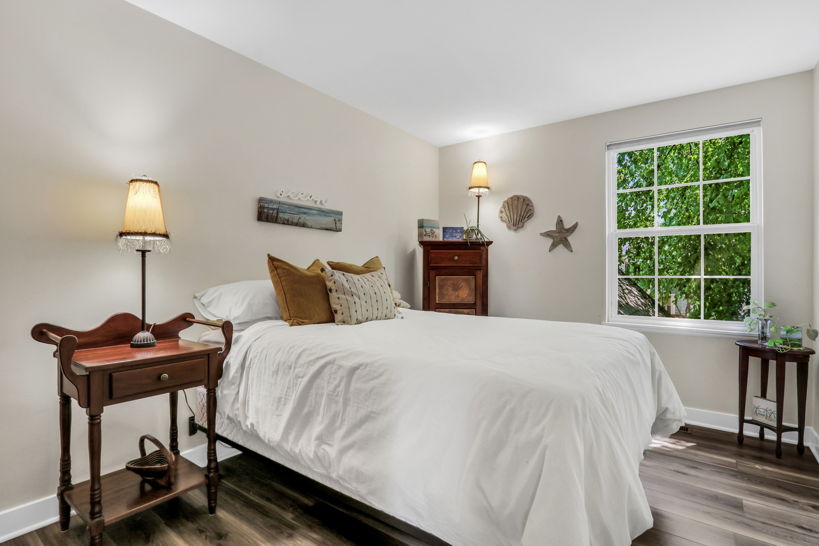 420 Capital Lane, Gurnee, IL 60031
