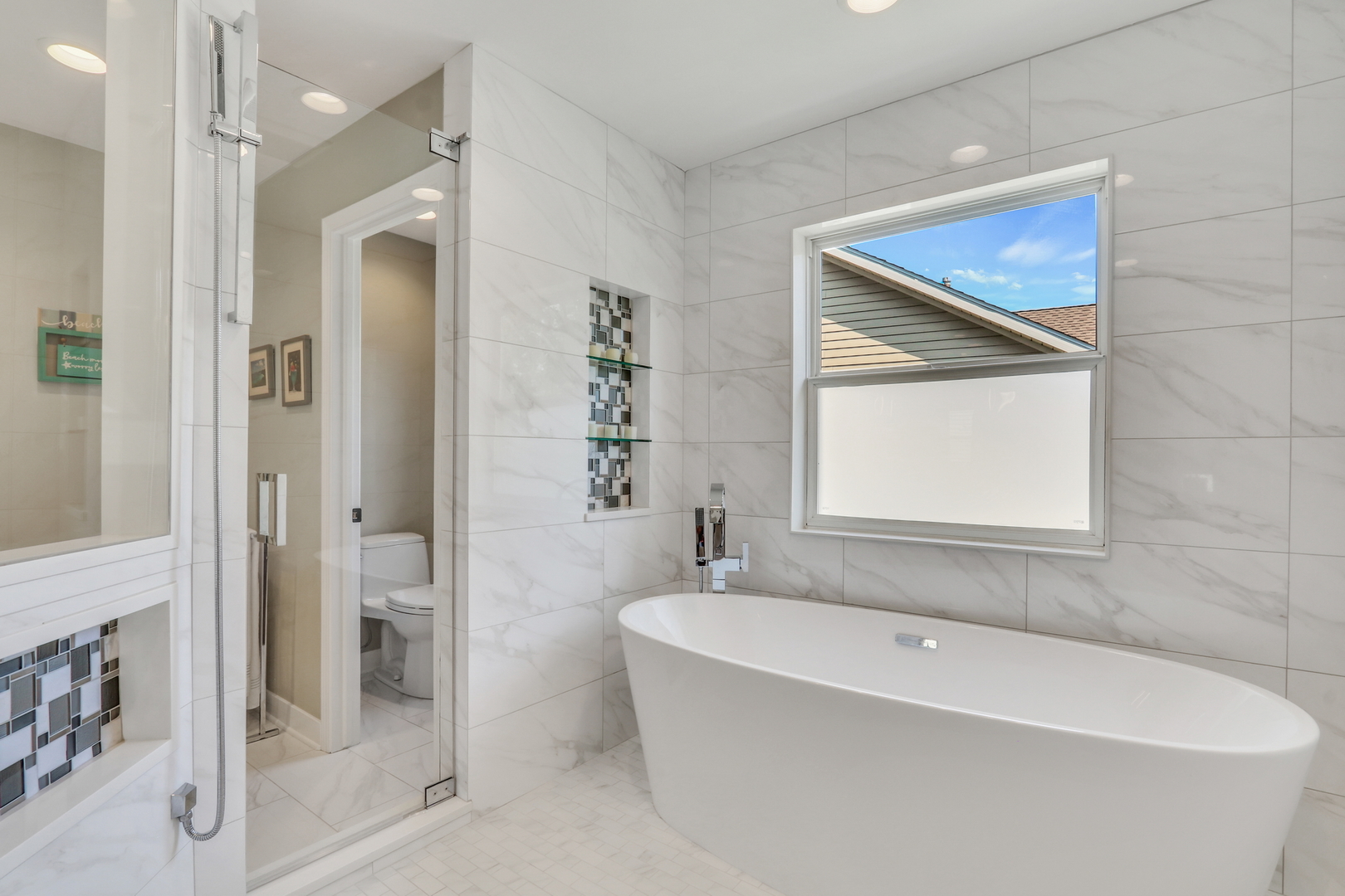 420 Capital Lane, Gurnee, IL 60031