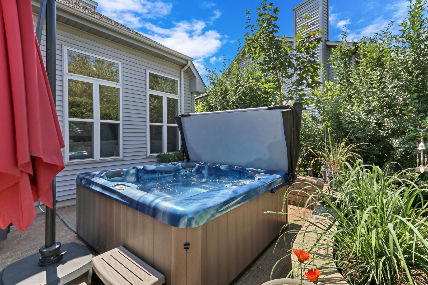 420 Capital Lane, Gurnee, IL 60031