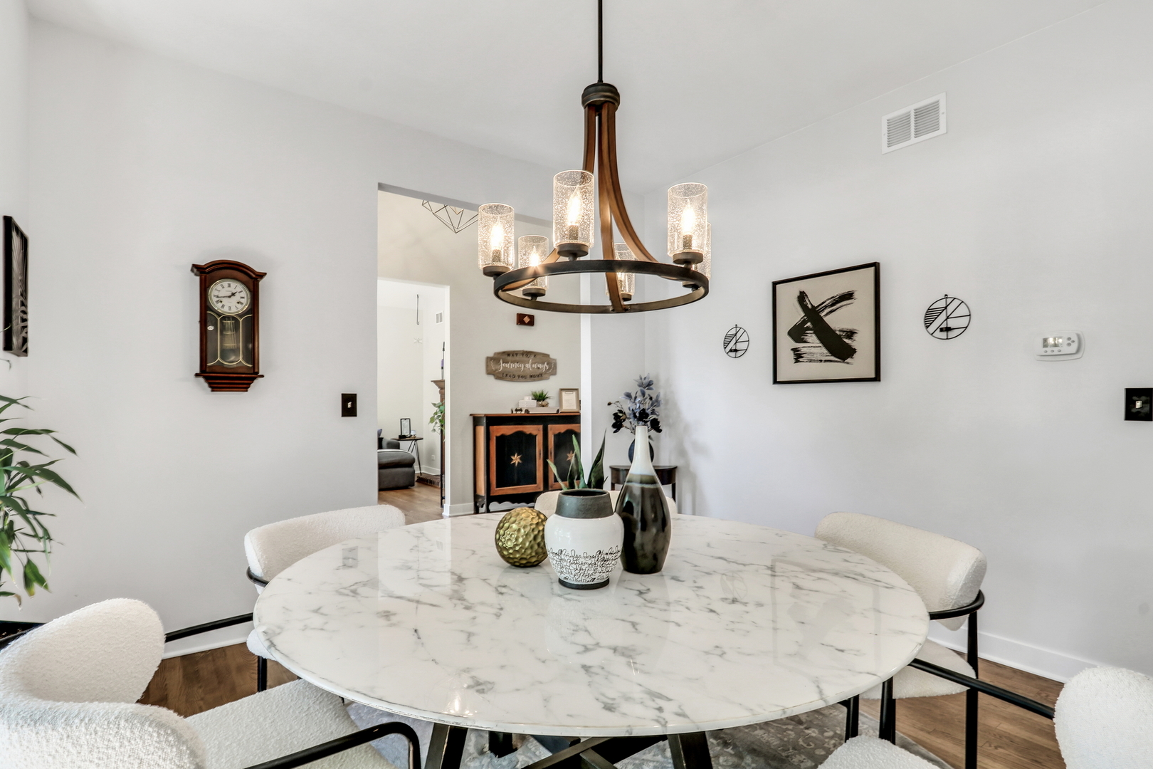 420 Capital Lane, Gurnee, IL 60031