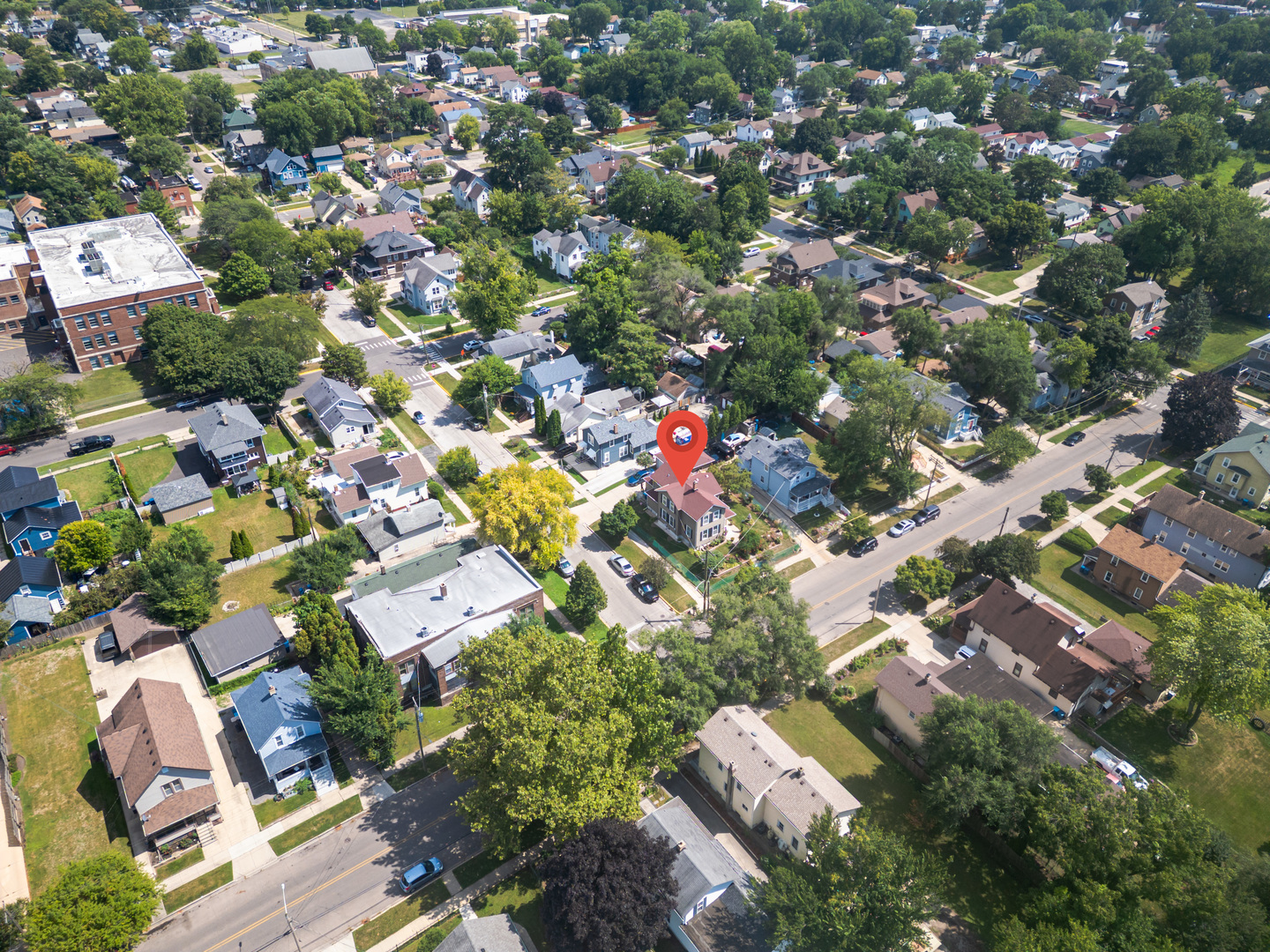 225 High Street, Aurora, IL 60505
