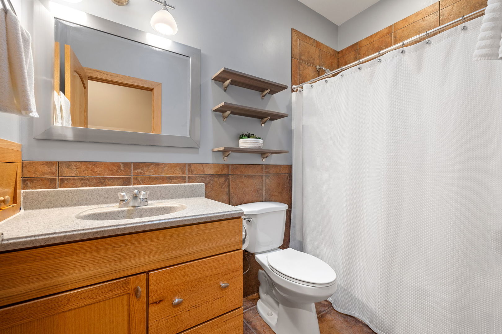5546 Laurel Avenue, La Grange Highlands, IL 60525