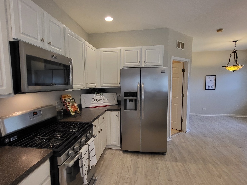 2949 BROSSMAN Street, Naperville, IL 60564