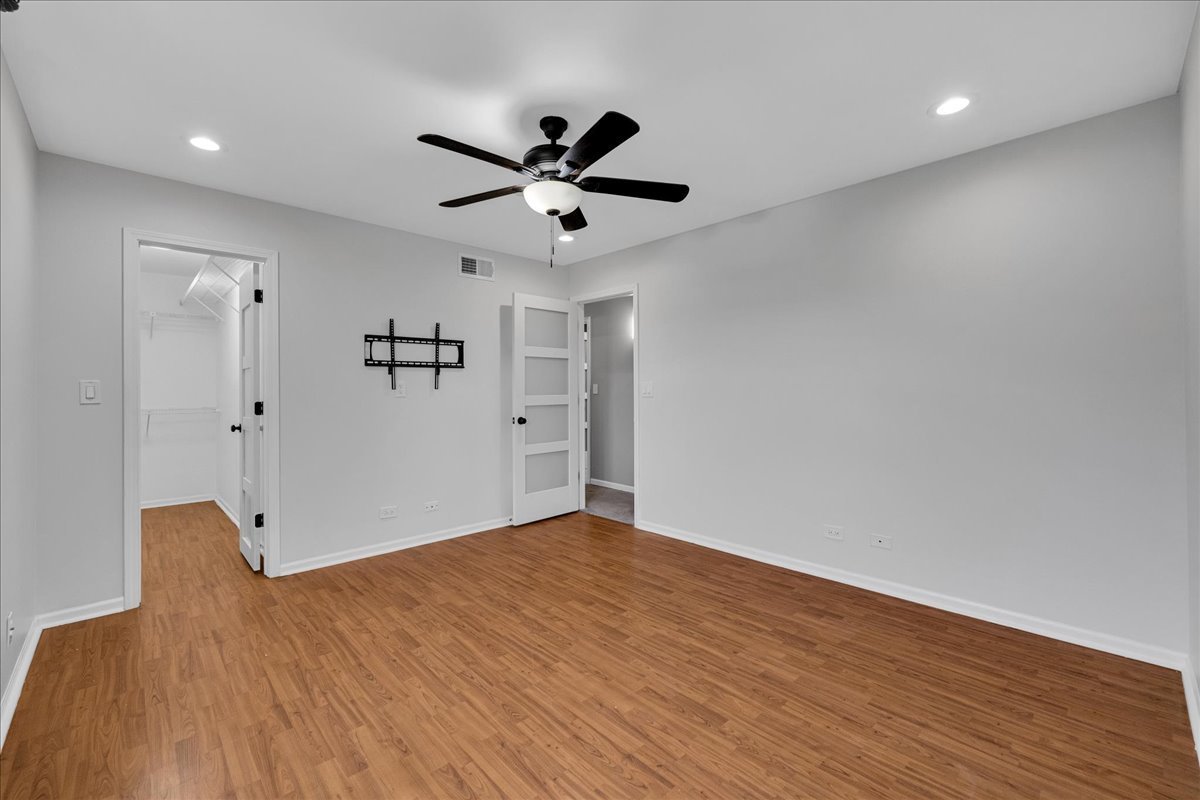 3142 Portland Court, Aurora, IL 60504