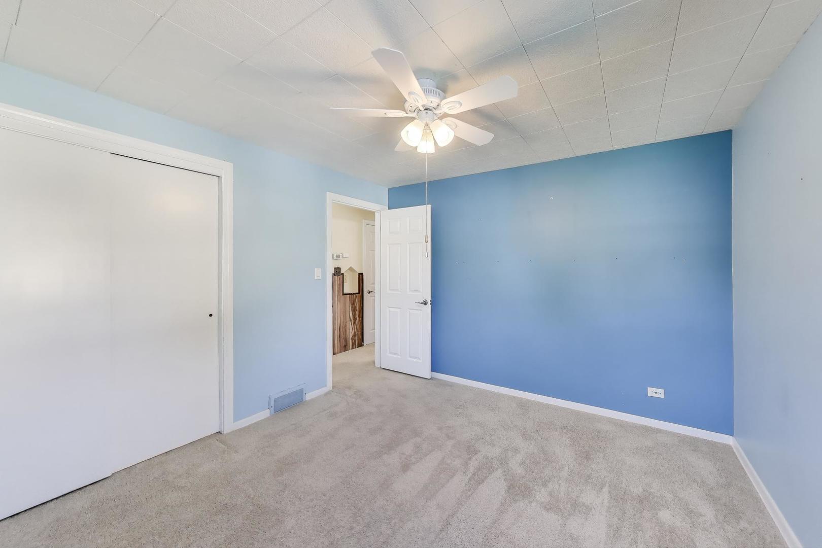 9524 Jefferson Avenue, Brookfield, IL 60513