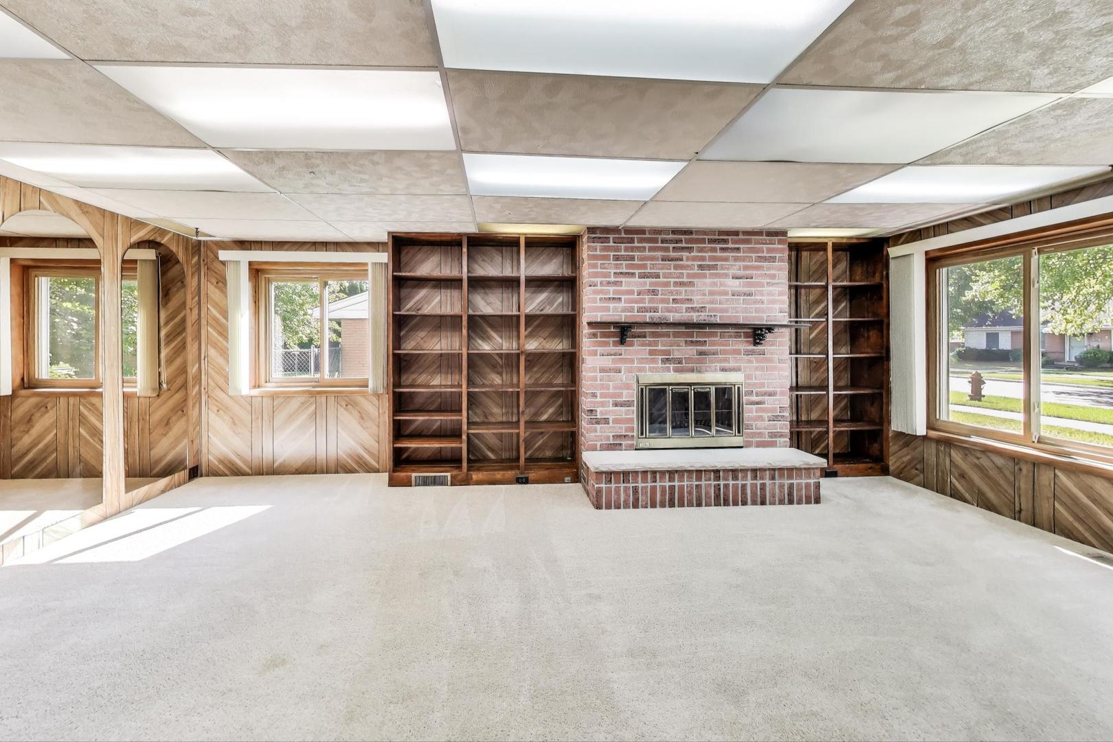 9524 Jefferson Avenue, Brookfield, IL 60513