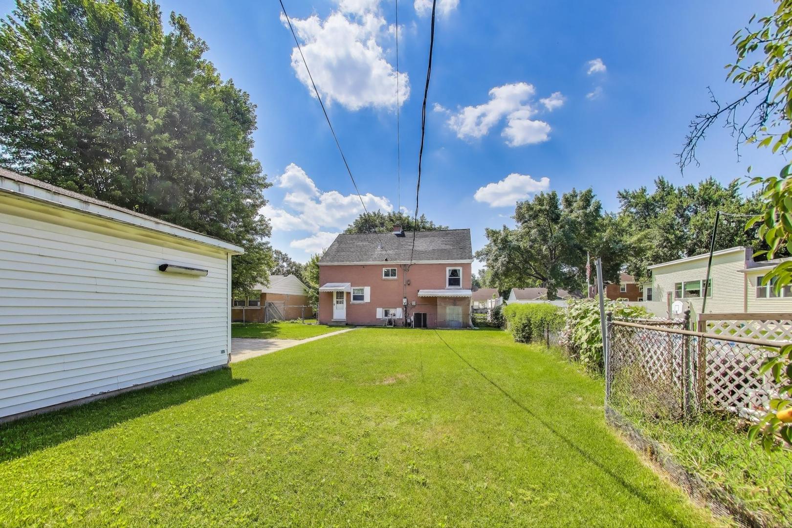 9524 Jefferson Avenue, Brookfield, IL 60513