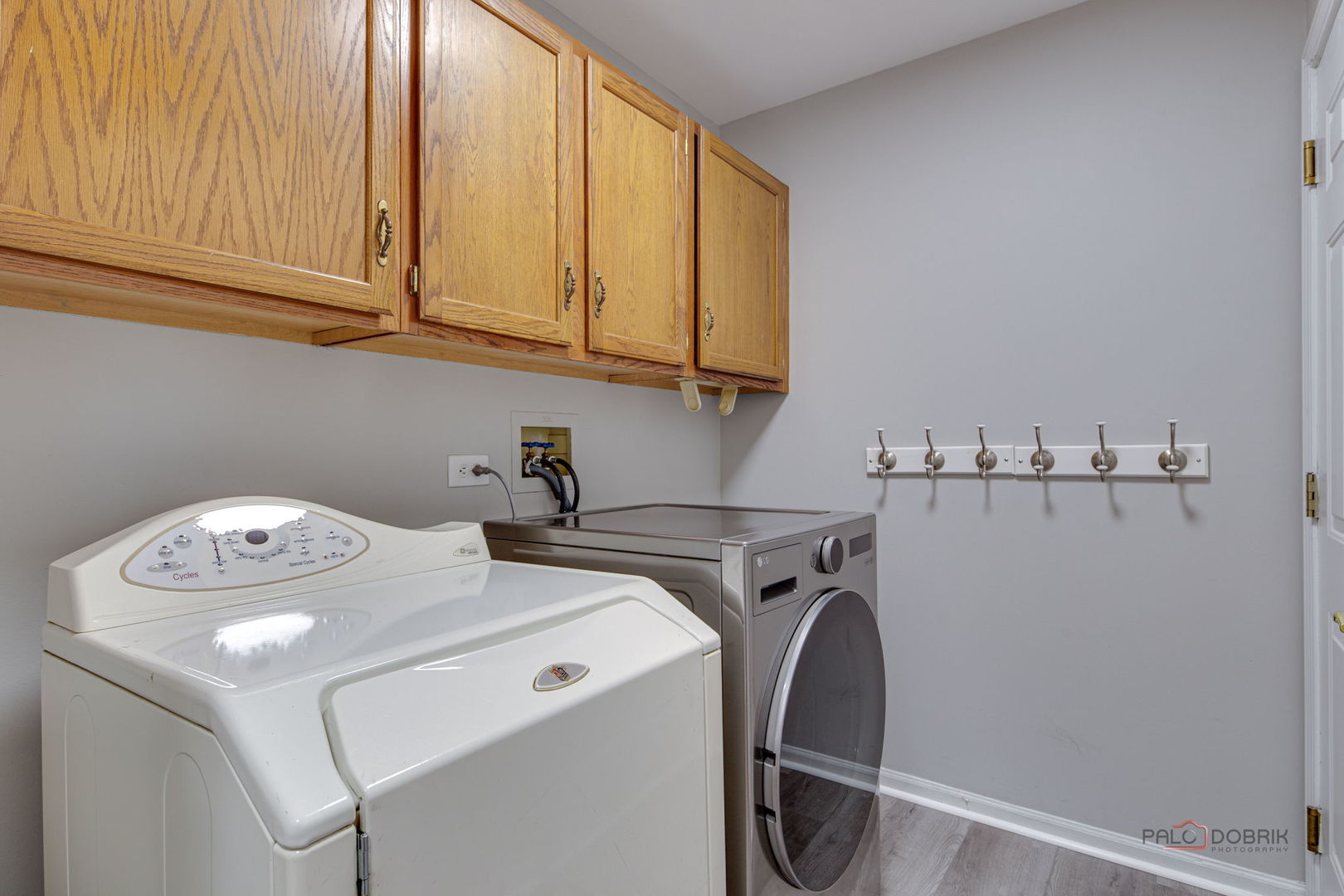 108 Brook Hill Lane, Vernon Hills, IL 60061