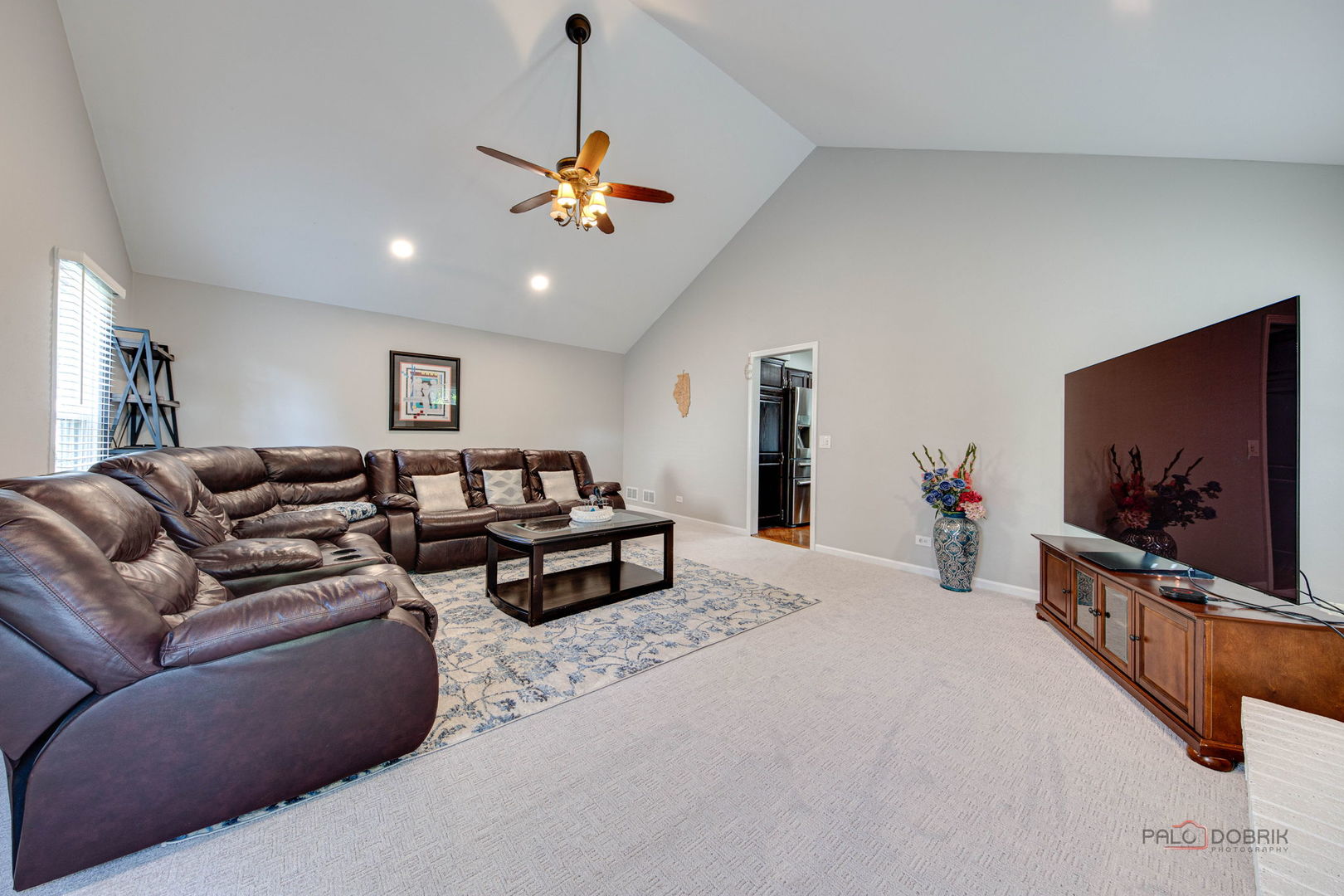 108 Brook Hill Lane, Vernon Hills, IL 60061