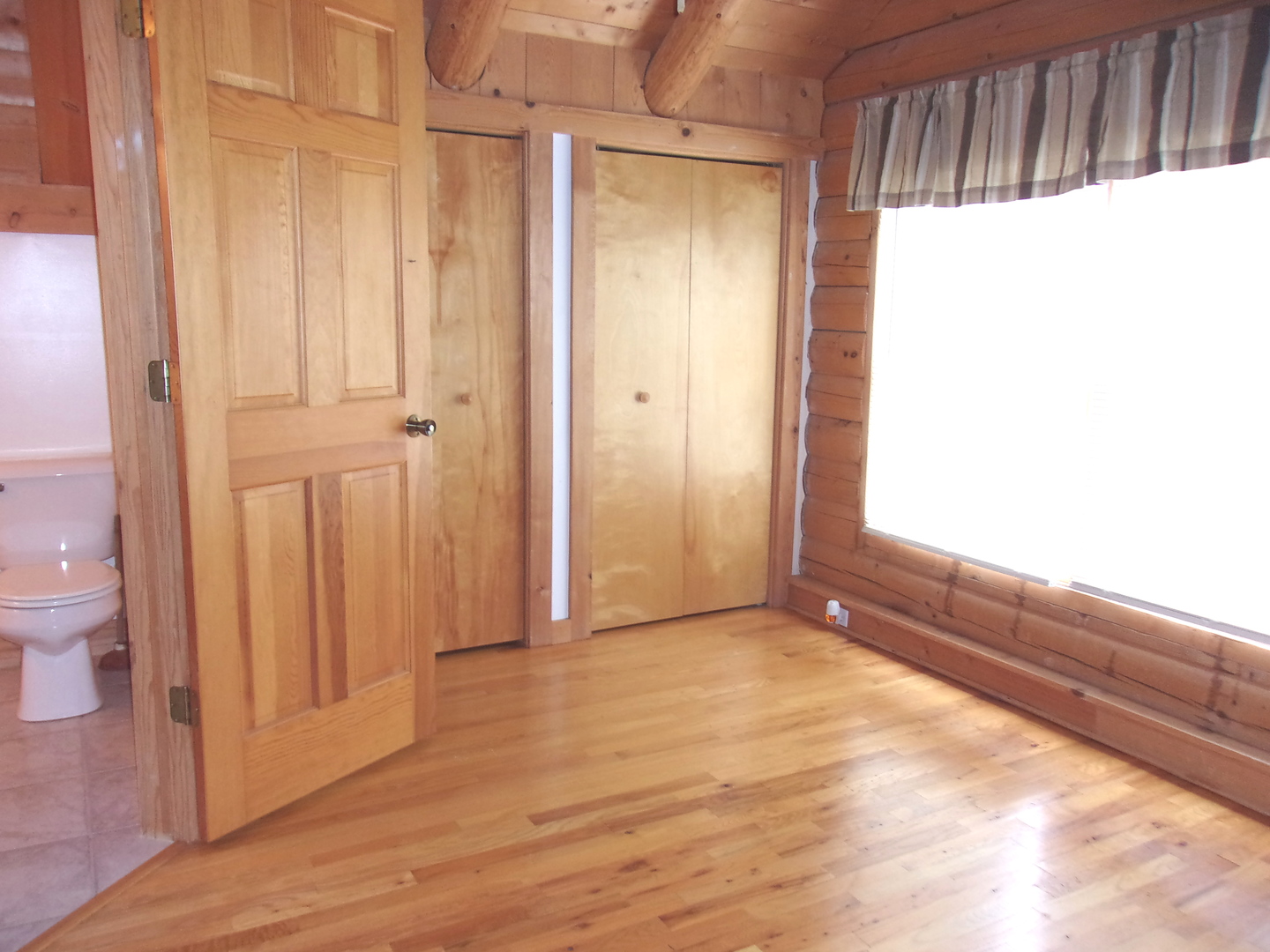 26901 W Burkhart Lane, Ingleside, IL 60041