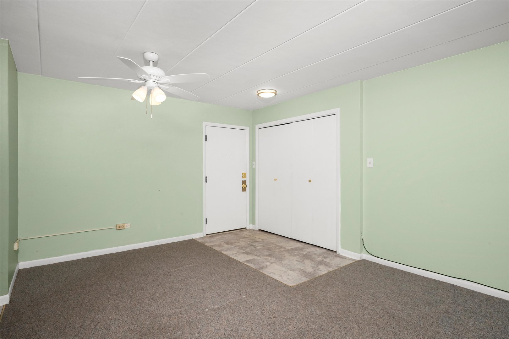 2345 185th Court #1, Lansing, IL 60438
