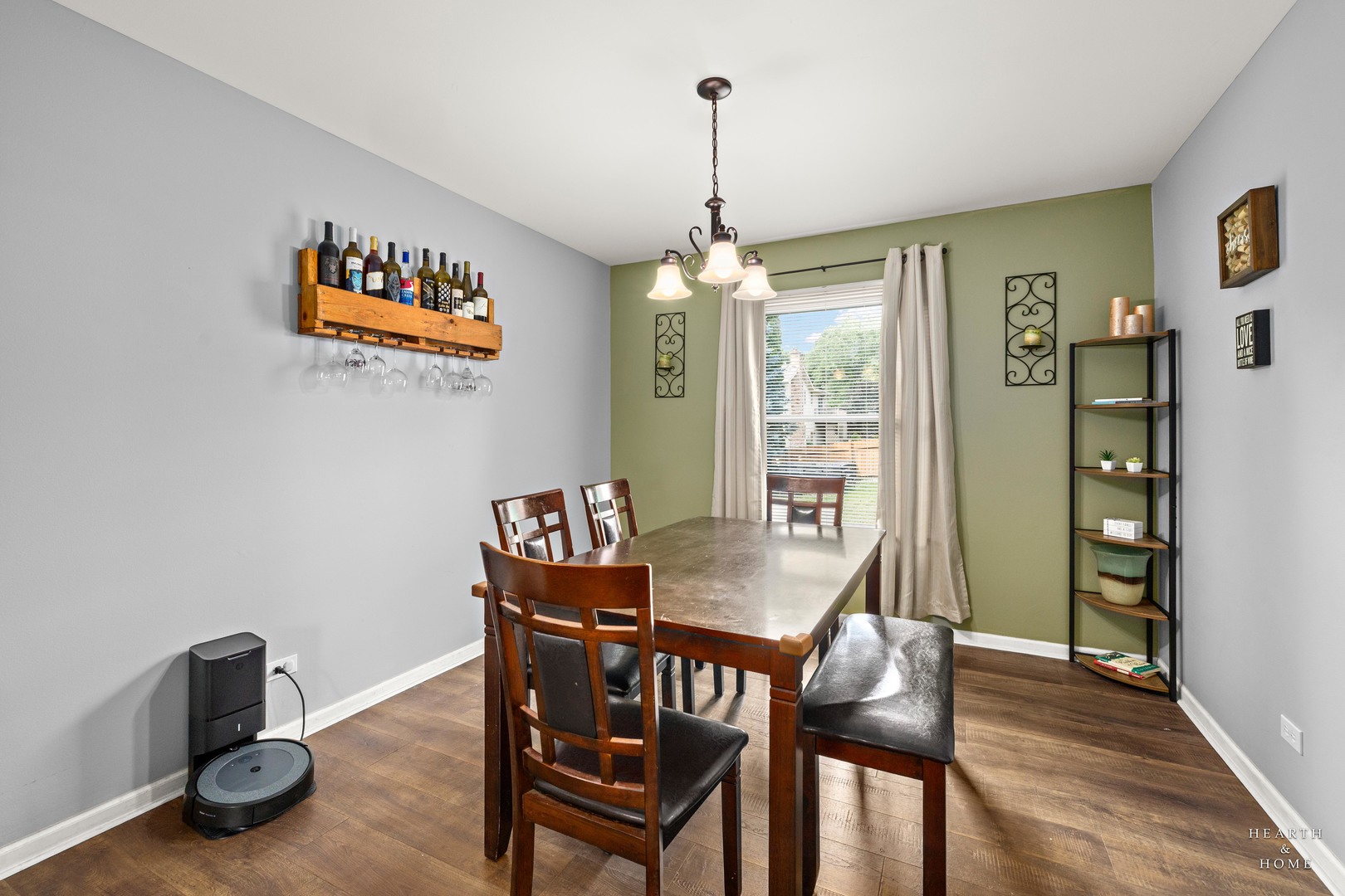 318 Bell Drive, Cary, IL 60013