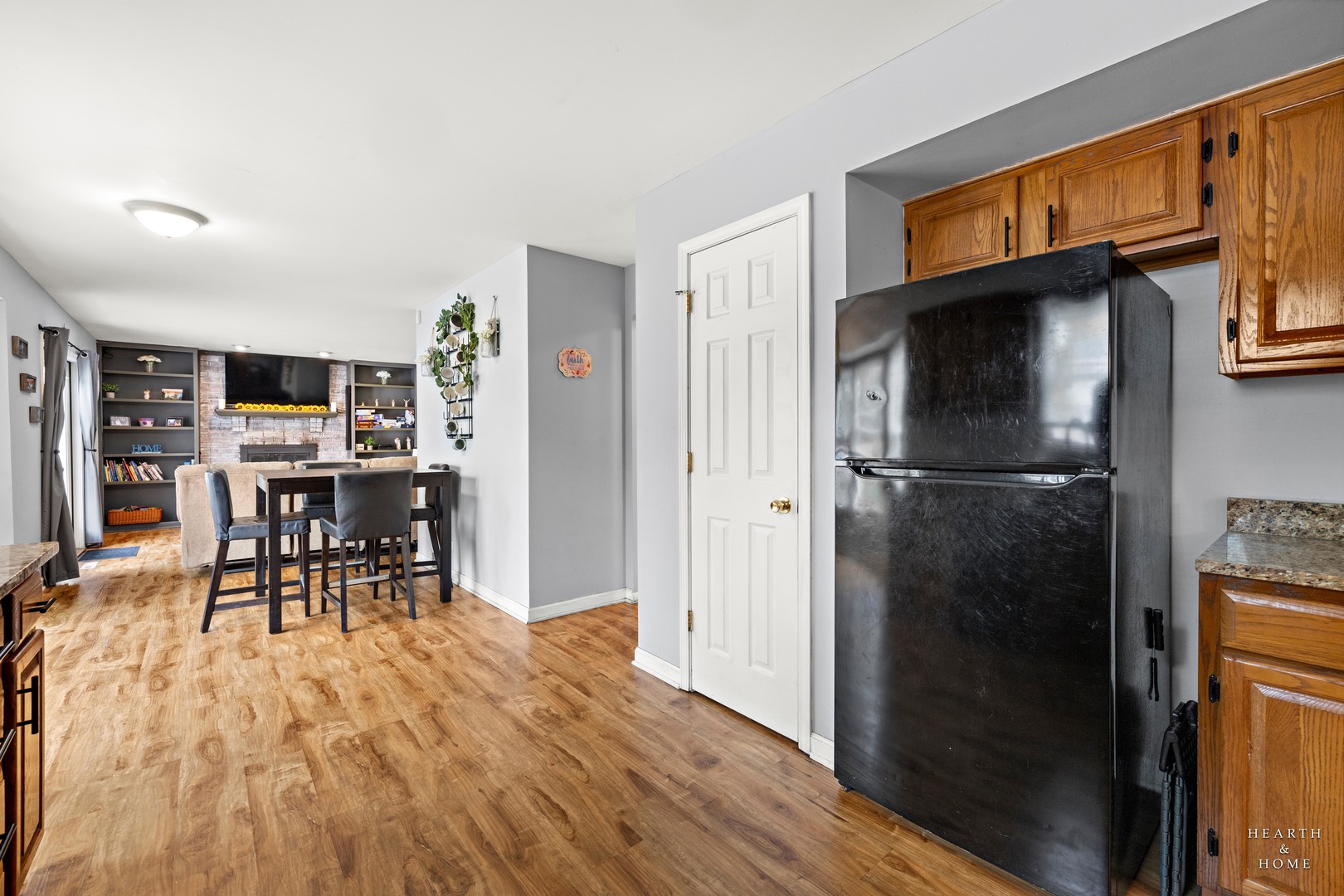 318 Bell Drive, Cary, IL 60013