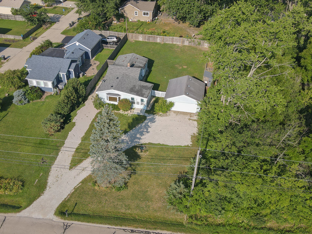 11420 286th Avenue, Trevor, WI 53179
