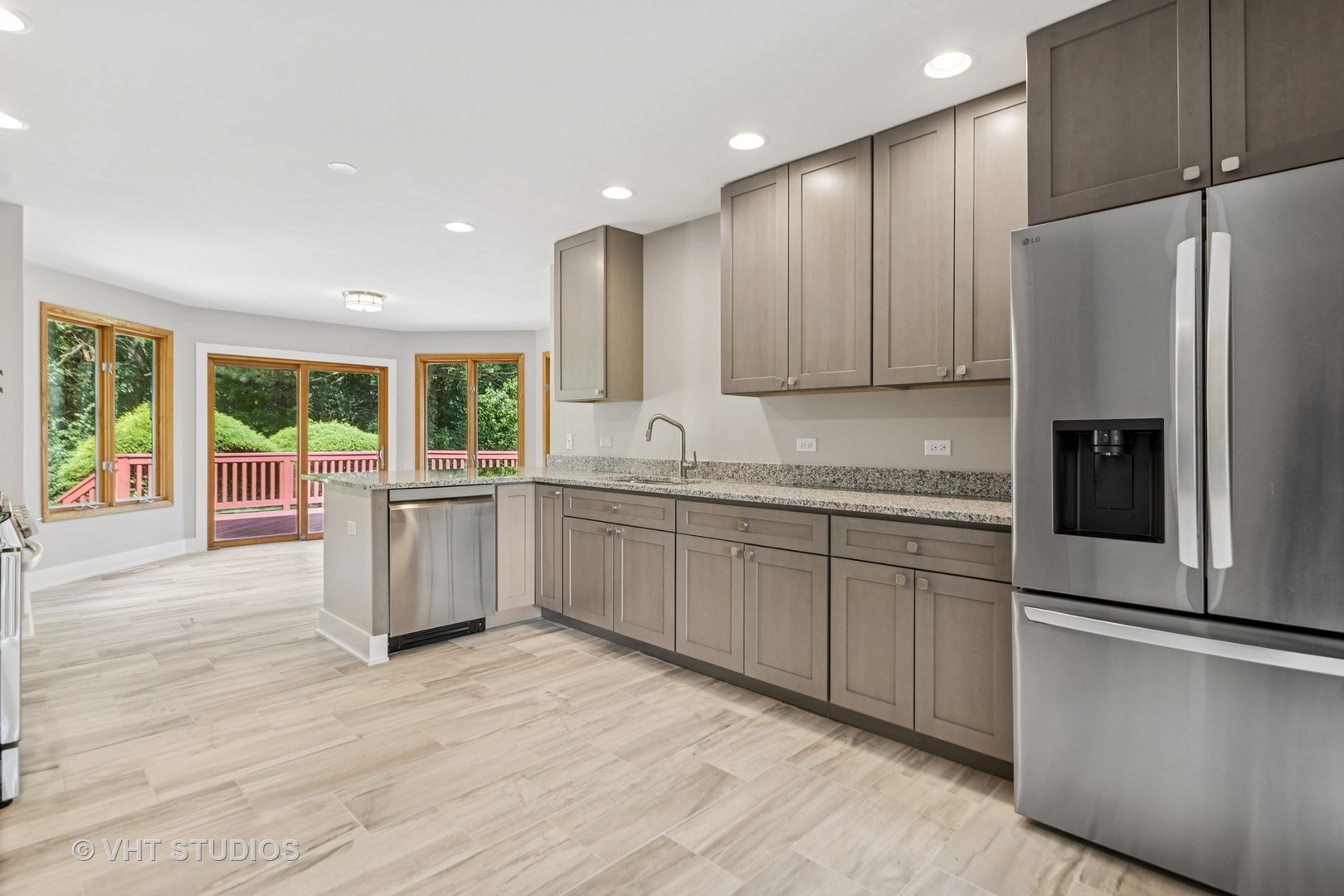 6411 Pontiac Drive, Indian Head Park, IL 60525