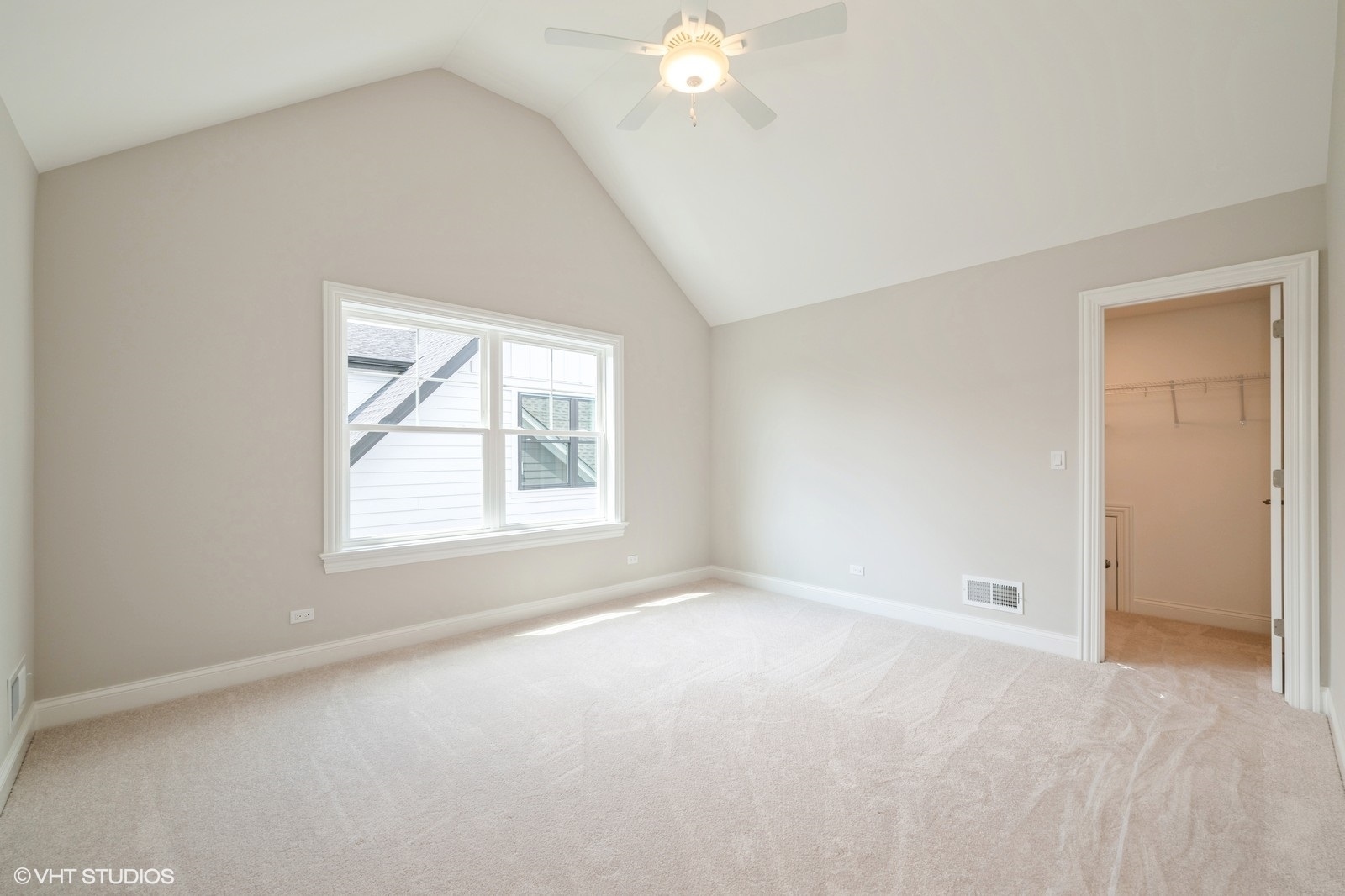 1060 LIVINGSTON (LOT 5) Avenue, Highland Park, IL 60035