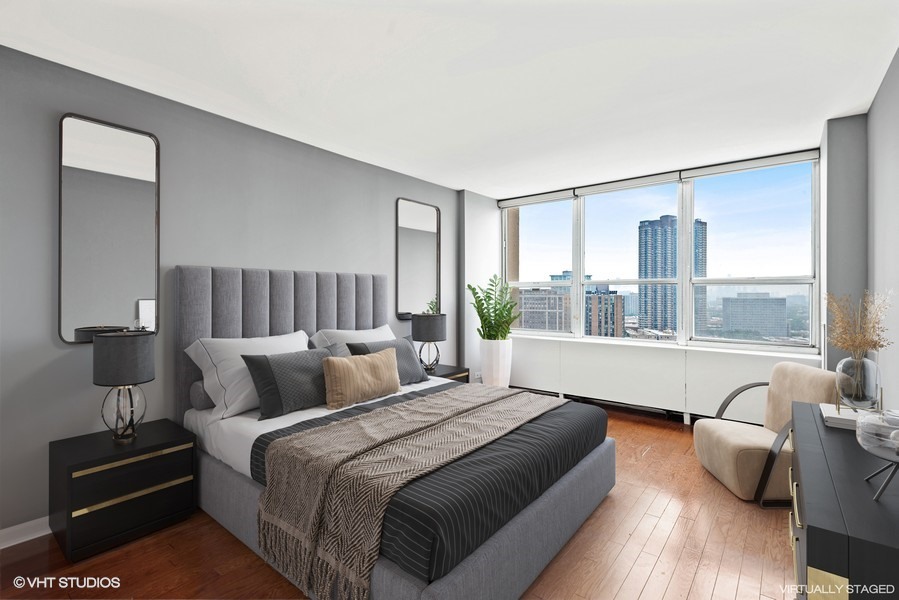 655 W IRVING PARK Road #1813, Chicago, IL 60613