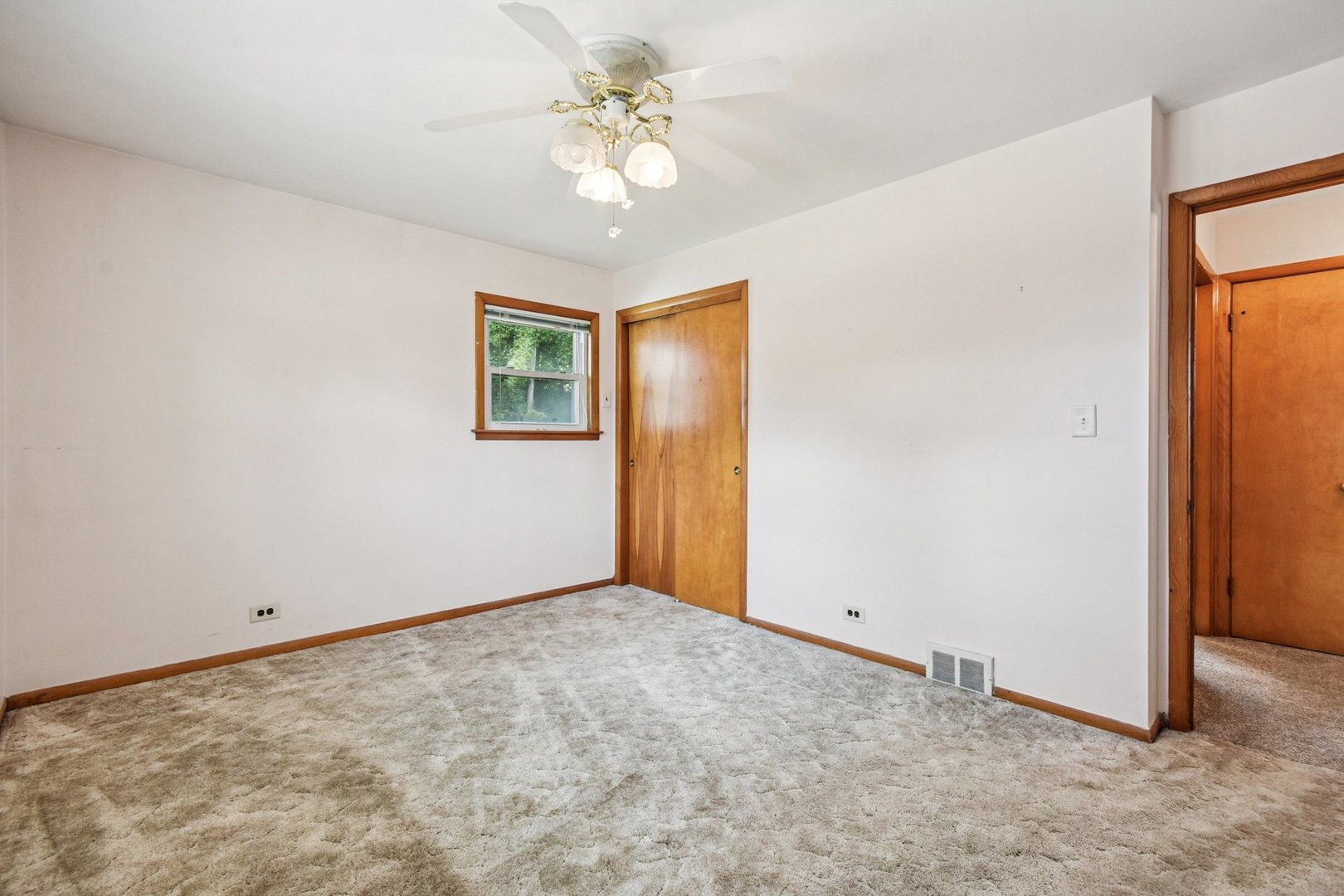 4812 Saint Paul Court, Hillside, IL 60162