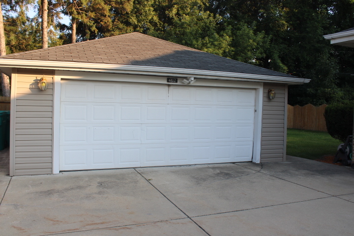 4812 Saint Paul Court, Hillside, IL 60162