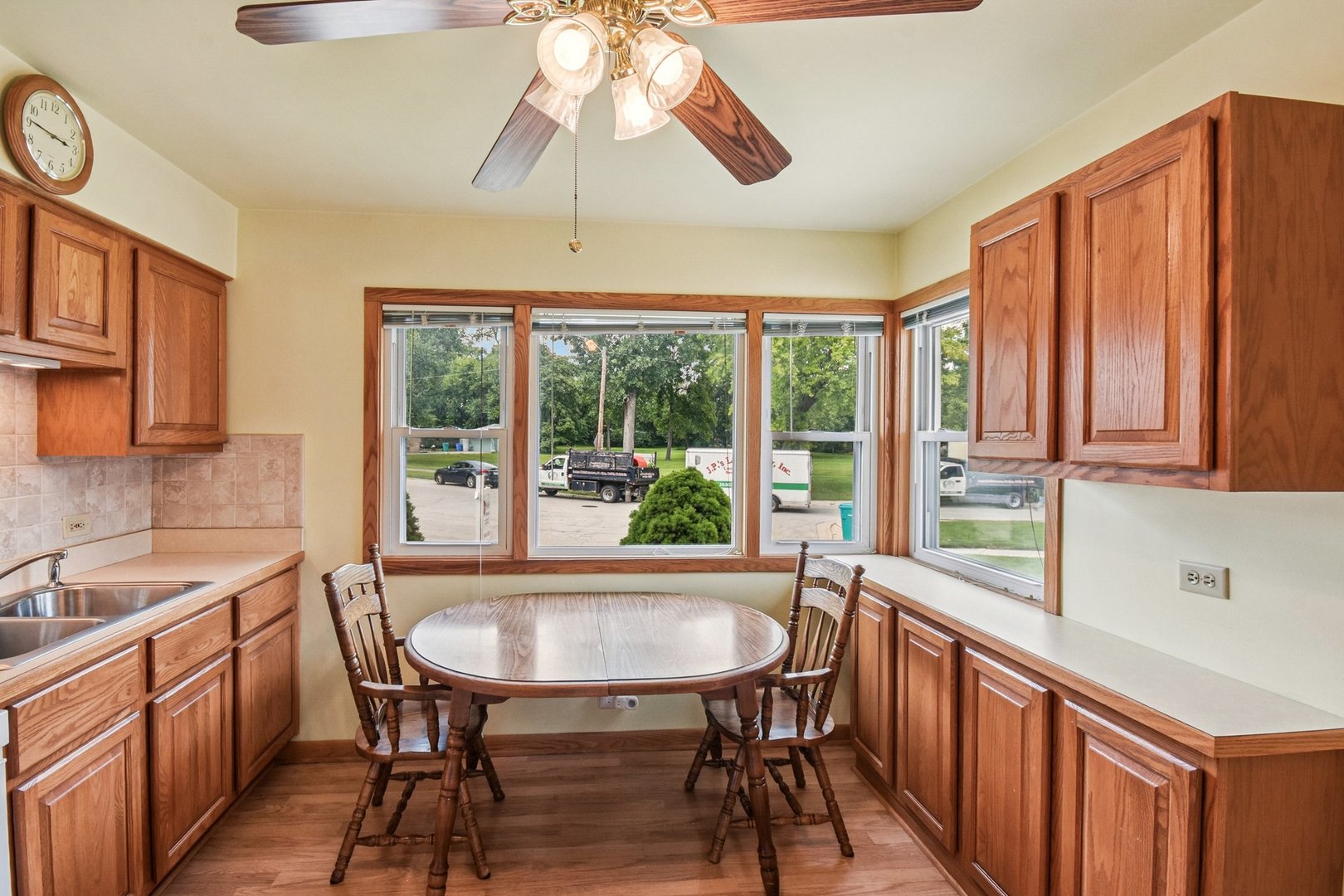 4812 Saint Paul Court, Hillside, IL 60162